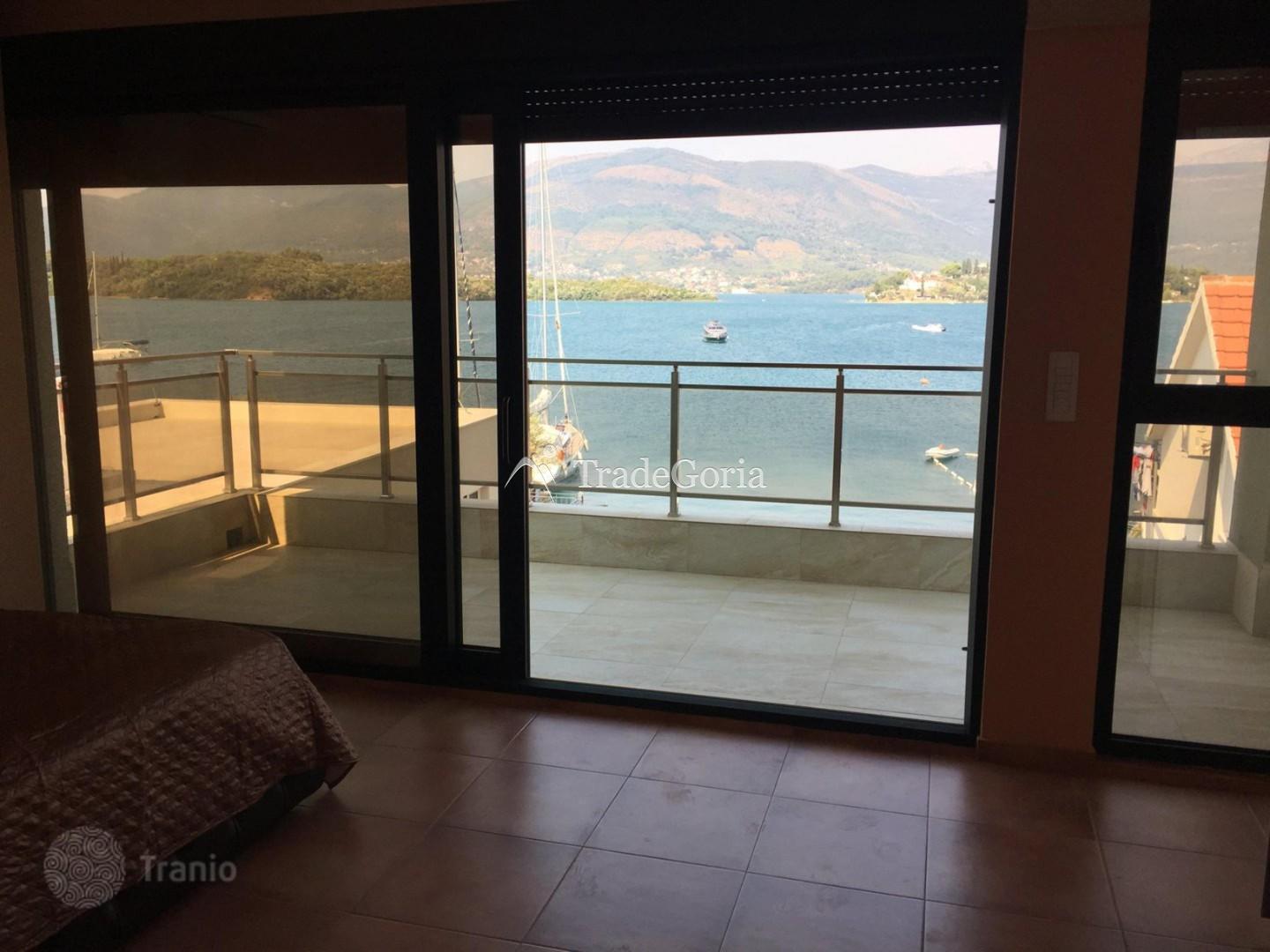 Villa with private waterfront beach and dock