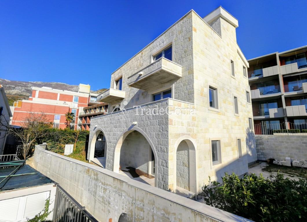 Vila pored mora u Crnoj Gori, Pržno - 1.300.000 evra