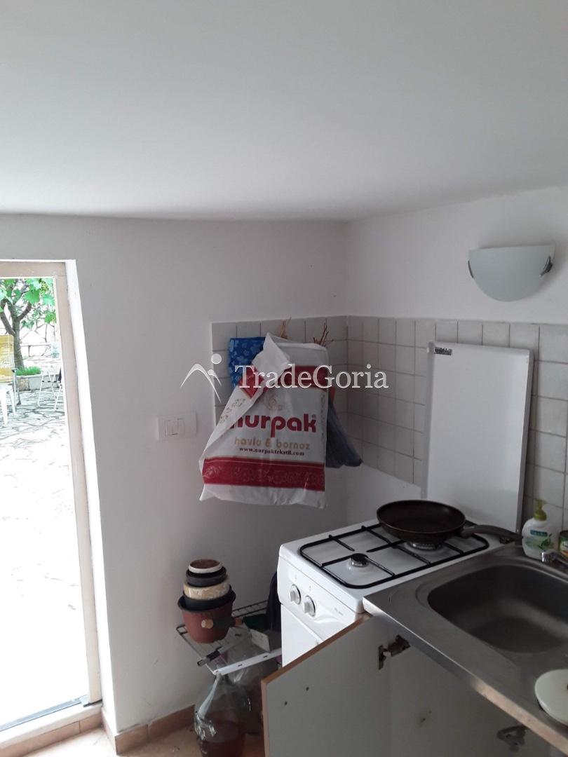 Vila u Dobroj Vodi sa velikom parcelom i bazenom