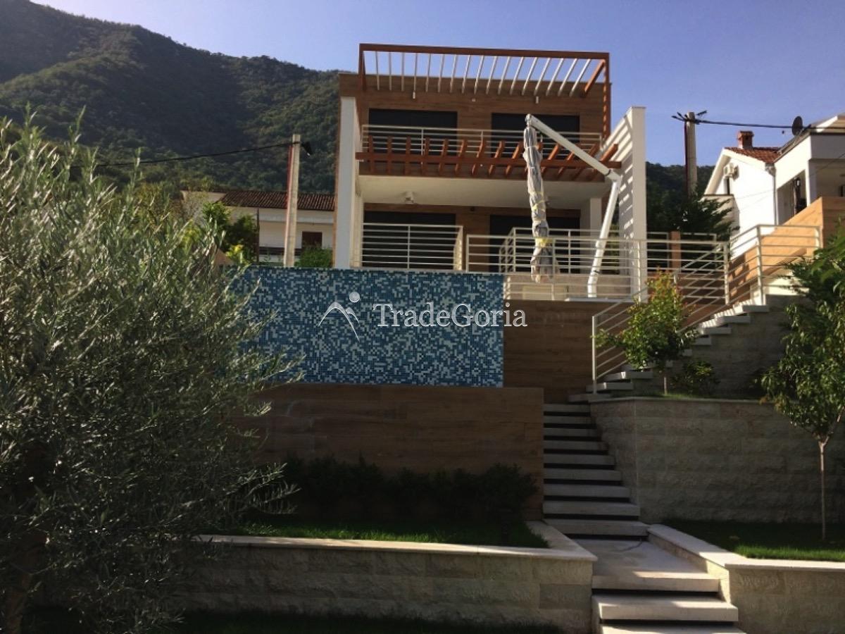 Vila u Stolivu. Plaćanje u Rusiji moguće u rubljama! - Cena 1.350.000 evra