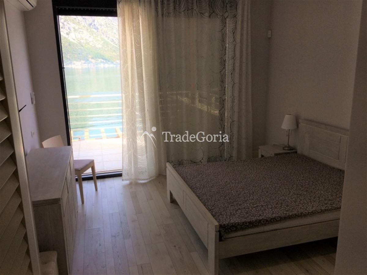 Vila u Stolivu. Plaćanje u Rusiji moguće u rubljama! - Cena 1.350.000 evra