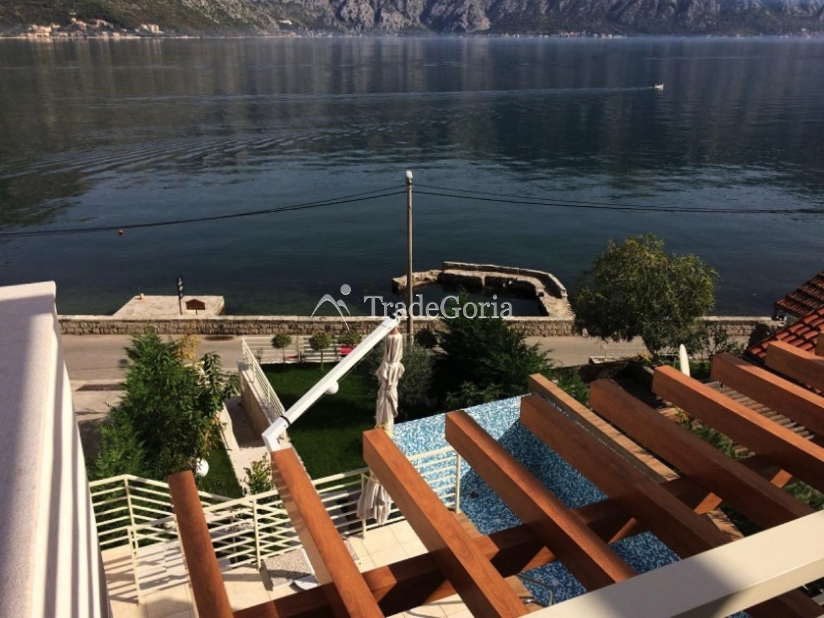 Vila u Stolivu. Plaćanje u Rusiji moguće u rubljama! - Cena 1.350.000 evra