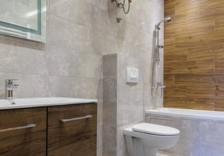 Vila sa 3 spavaće sobe 10 metara od mora, Krašići