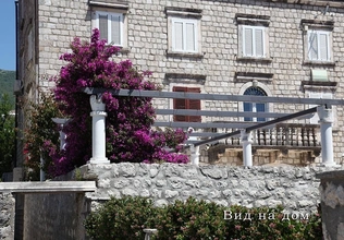 Villa with apartments in Baosici