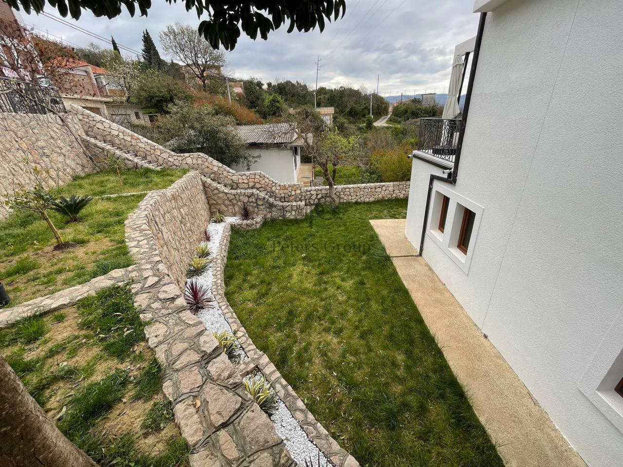 Vila sa panoramskim pogledom na more na prodaju - Dobra Voda, Crna Gora