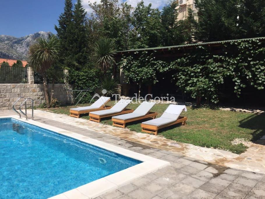 Villa Jasmine in Stoliv (Kotor Bay)