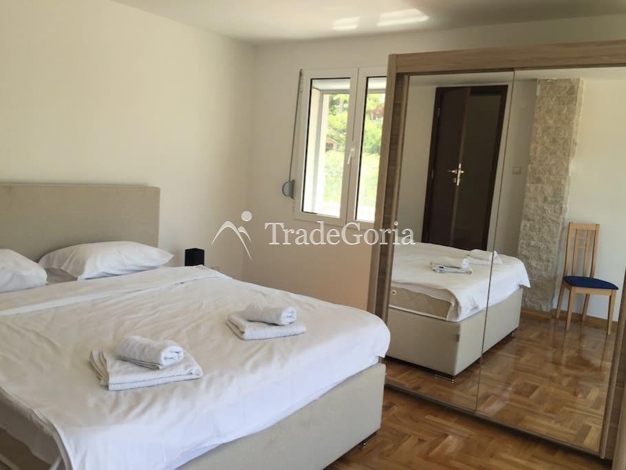 Villa Jasmine in Stoliv (Kotor Bay)