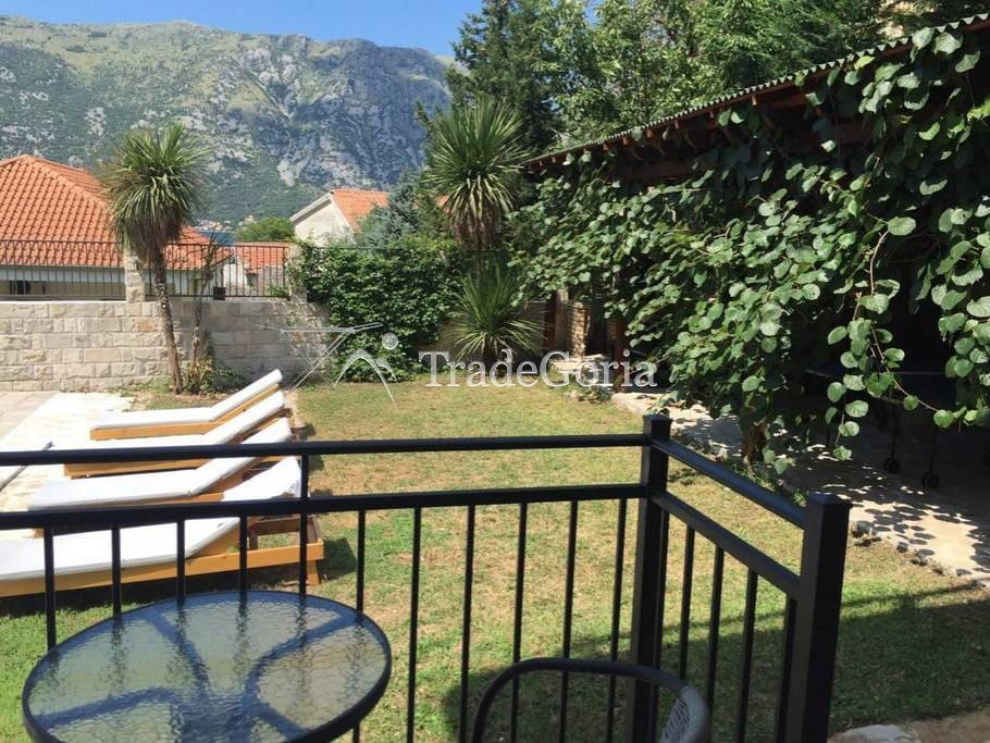 Villa Jasmine in Stoliv (Kotor Bay)