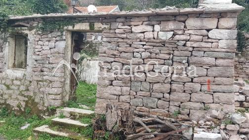 Land plot in Gornja Lastva (stara kucha), Tivat.